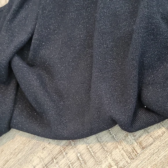 NWOT! MICHAEL KORS BLACK SPARKLE TOP WITH ACCESSORY - Picture 10 of 10